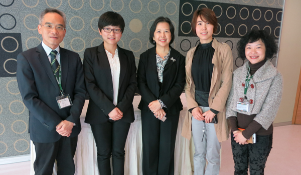 Dr. Karen Chan, Vice-President (Organizational Development) of HSMC (center), and Prof. Raymond So, Chairperson of Student Exchange Committee (first from left), welcomed Ms Connie Li, Programme Manager (second from left), and Ms Freda Guan, Programme Manager (second from right) of Center for Overseas Academic and Cultural Exchanges. 