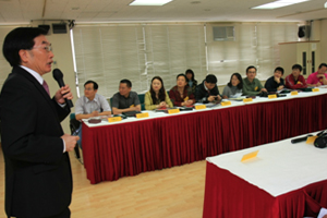 Dr. Chui delivered a speech to the delegation