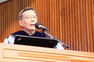 Prof. Thomas Luk, Dean & Professor of School of Humanities addressed a speech on the ceremony