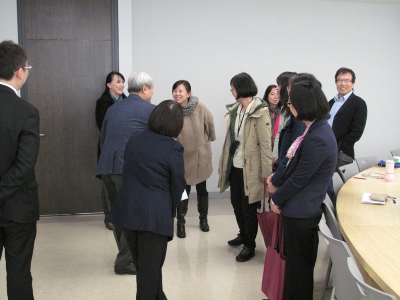 Introduction of staff members to Professor Kim
