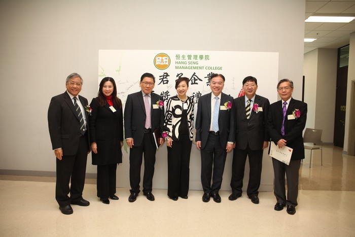 Group photos of the Advisory Committee, HSMC management and the enterprises’ representatives