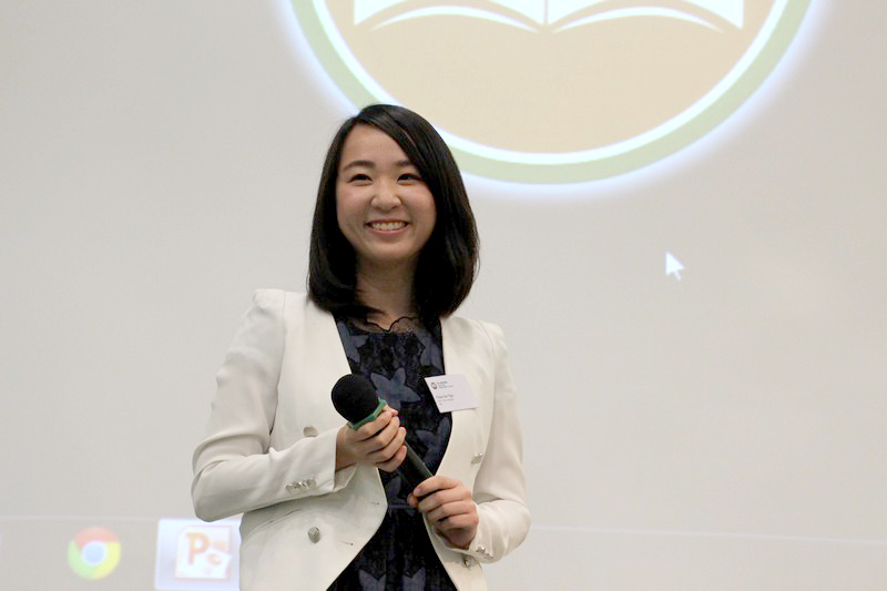 MC of the talk, Chan Sze Nga, BJC Year 4 student