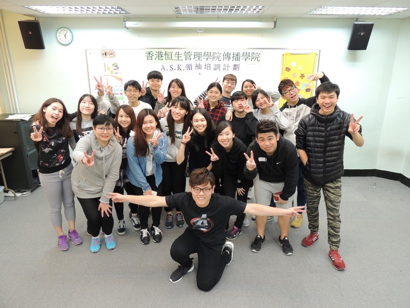 Group photos of Ms Glacial Cheng, Senior Lecturer of the School of Communication, and BJC Goodwill Ambassadors