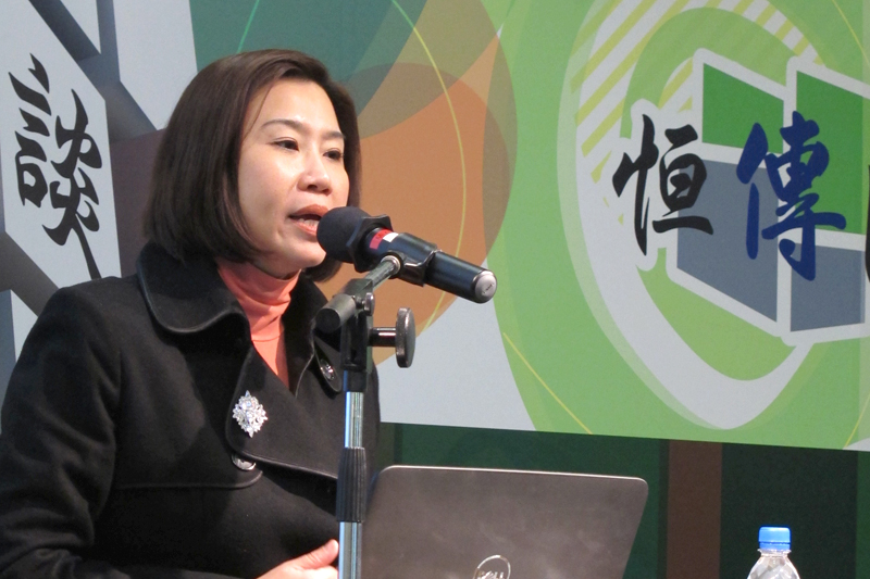 Prof Scarlet Tso, Dean of the School of Communication, gave a speech