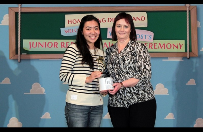 Jocelyn received her award from Susan Ramsay, Young Post editor in the ceremony at Hong Kong Disneyland