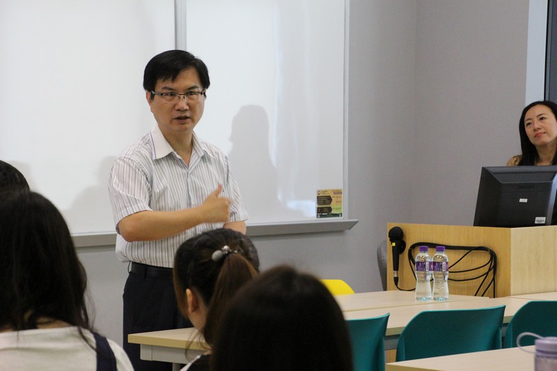 Dean Scarlet Tso and Associate Dean James Chang gave an opening speech at the Sharing Sessions