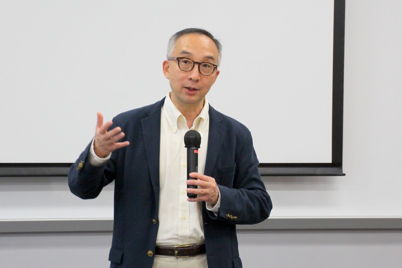 Professor Lui Tai Lok shared his experience