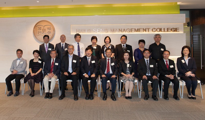 Group photo of HSMC senior management and the delegation of the Association