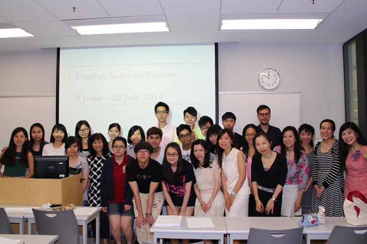 Summer course students with the Department of English at the opening ceremony on 9 June, 2014