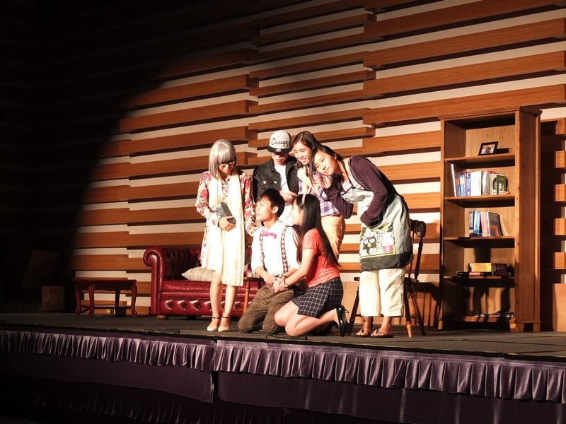 The student cast performed a well-received adaptation of Oscar Wilde's The Importance of Being Earnest