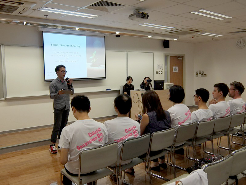 Senior student shared his campus life with BA in English Year 1 students