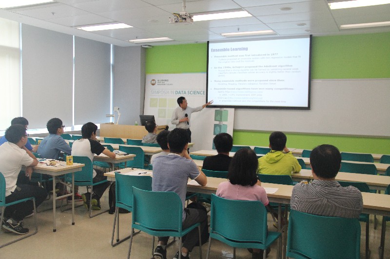 Dr Liew shared his recent research in ensemble learning