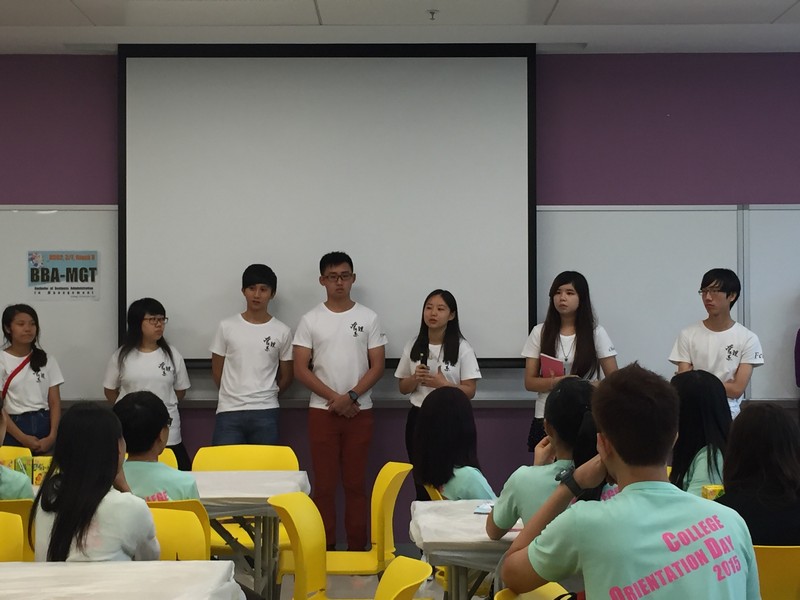 Senior students shared their own experience