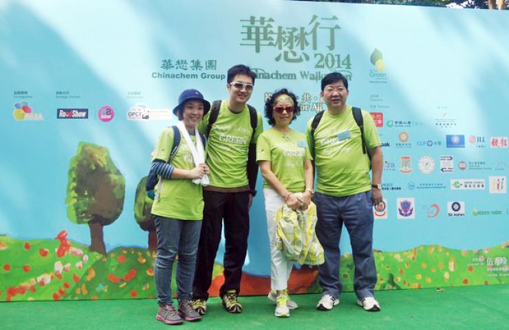 Ms Molly Kung, Executive Director - Marketing of Chinachem Group (2nd from right); and Prof Simon Ho, HSMC President (far right) at the kick-off ceremony