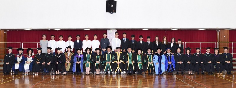 Graduating students of Associate in Business Administration