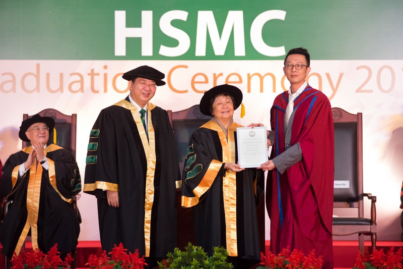 Ms Rose Lee in the company of President Simon Ho presented the awards to the recipients of HSMC Teaching Excellence Awards