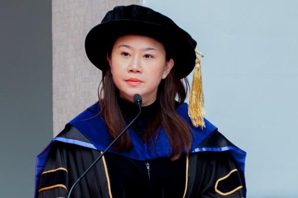 Prof Scarlet Tso, Dean of School of Communication presented the graduands to the Chairman of Board of Governors, for the conferment of Bachelor Degree in Journalism and Communication