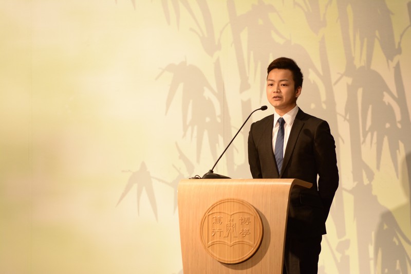 Mr Lee Ming Kai Isaac, the scholarship recipient of HSBC Hong Kong Scholarship 2014/15, delivered the vote of thanks