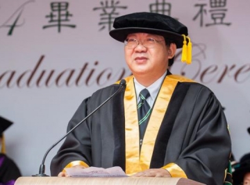 Prof Simon Ho