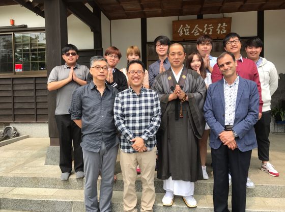 獲當地蓮華寺接待並於寺內留宿四晚。