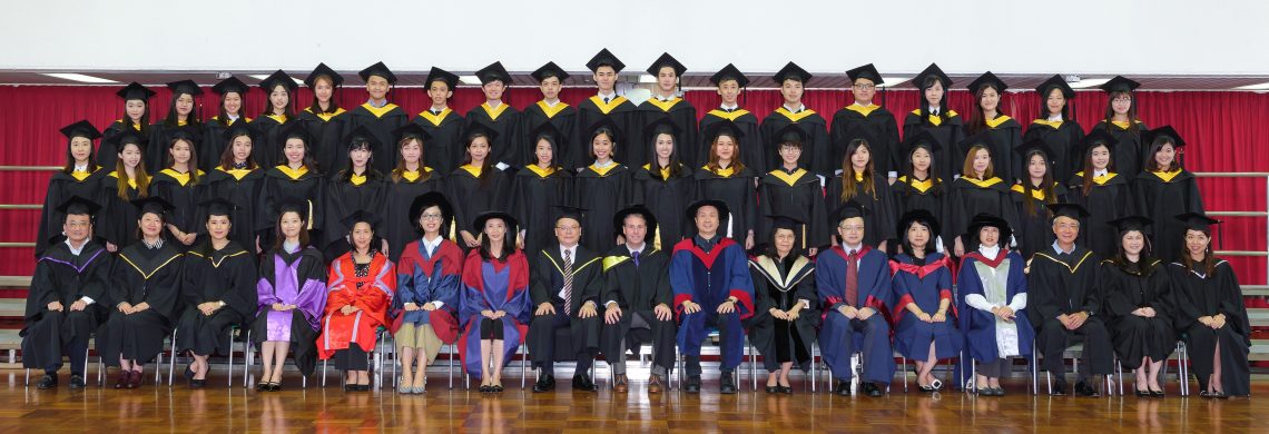 Graduating students of Bachelor of Business Administration (Honours) in Management and their teachers