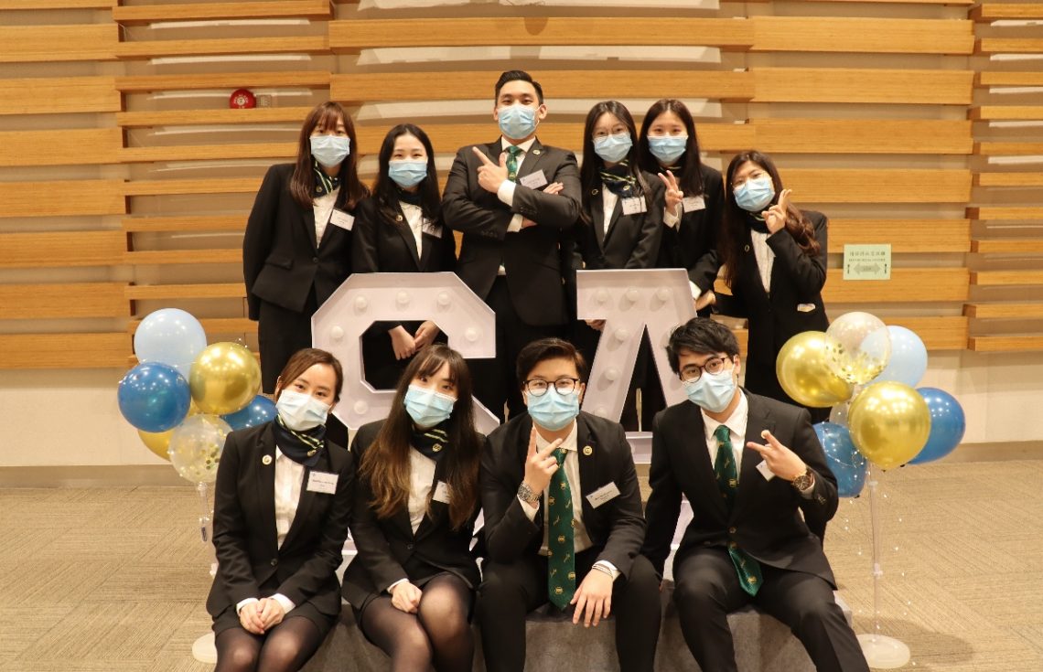 Ms Myrna Lam (BBA-HRM, Year 3) (front row, 2nd from left) is responsible for stage operation. She said that the challenges faced in the inauguration ceremony this year were different from those encountered in previous years. “We experienced several postponement of the ceremony. However, our team overcame problems one by one and the ceremony was successfully held. The glory brought by the completion of the inauguration ceremony is just like the rebirth of Student Ambassadors. After the handover and inauguration ceremony, we formally take up the responsibility and strive for being the role models of serving the HSUHK as stated in the oath.”