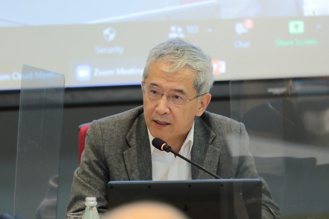Professor Lang Kao, Director of Centre for Greater China Studies of the HSUHK, points out that regional cooperation and integration will help get through current difficulties.