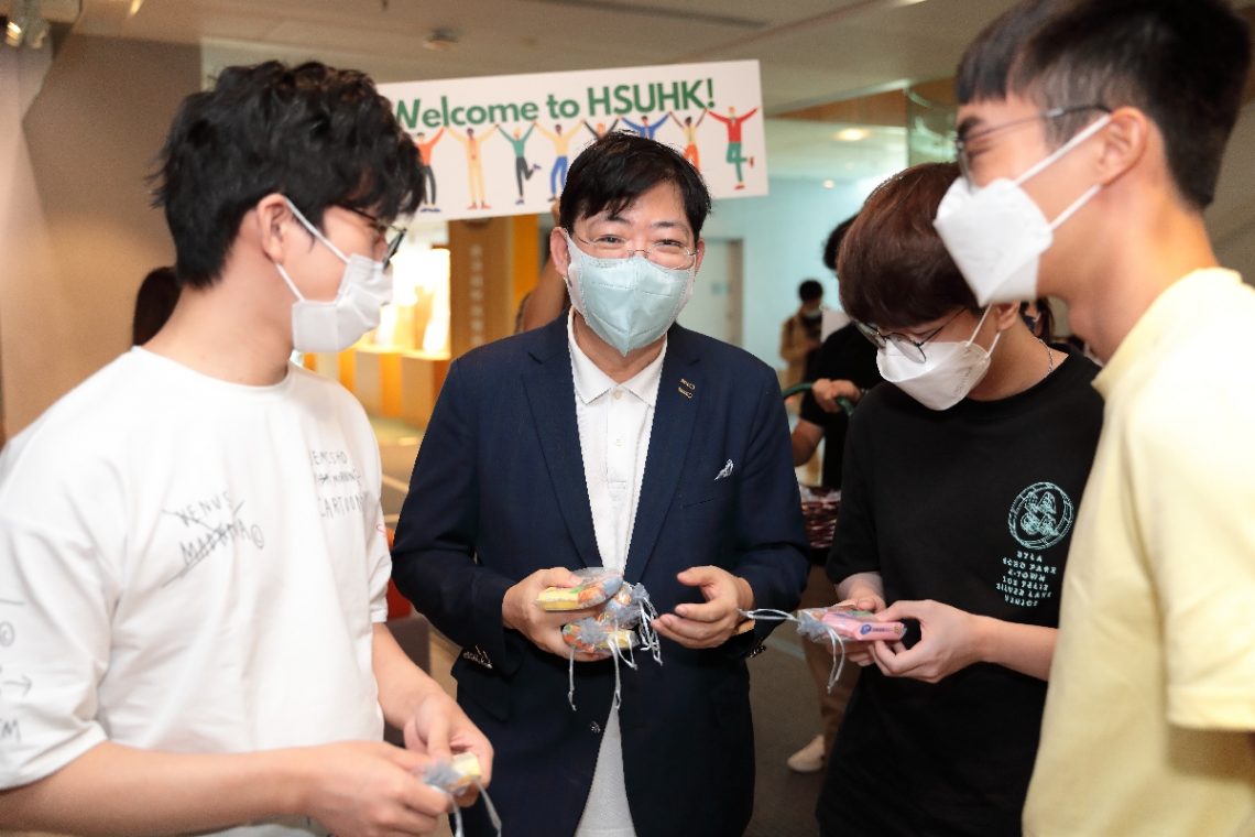 HSUHK Resumes Face-to-face Teaching and Learning Starts the New Academic Year with Cheer!