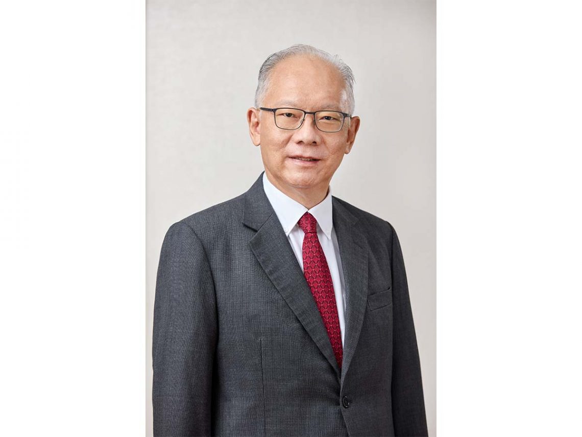 Photo 2: Mr Alexander Law Sau-wang will be conferred Doctor of Humanities honoris causa.