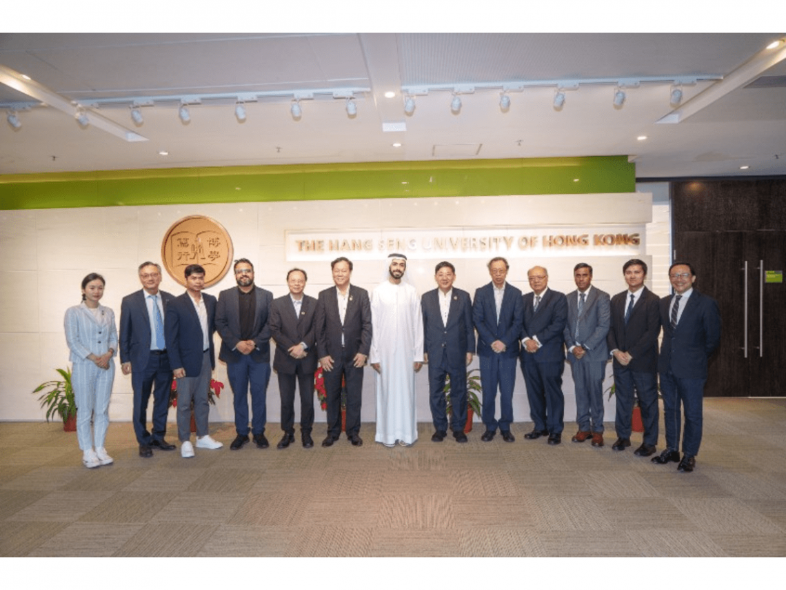 President Simon Ho and members of the University administration welcome the delegates led by Prince Sheikh Ali Al Maktoum.