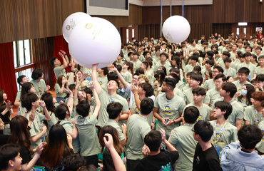 Freshmen urged to fully explore their potential at HSUHK New Students Welcome Day
